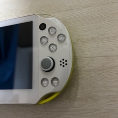 PS Vita 本体 8GBメモリーカード付き　値下げ歓迎　応相談の画像