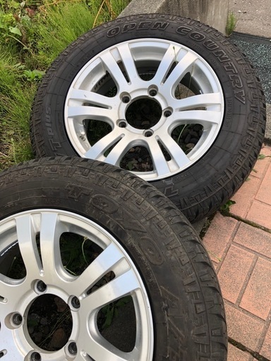 175/80r16      オープンカントリーAT ジムニー純正サイズ！
