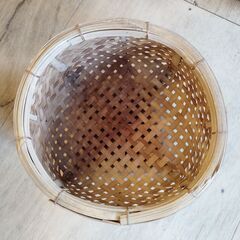 古い竹籠 竹かご カゴ ヴィンテージ バスケット 小物入れ 古民具 古道具 レトロ　/TJ-2336 2F南の画像
