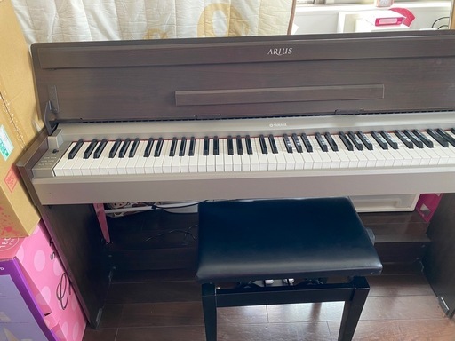 電子ピアノ