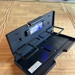 自動車　後席用ドリンクホルダー、トレイ  の画像