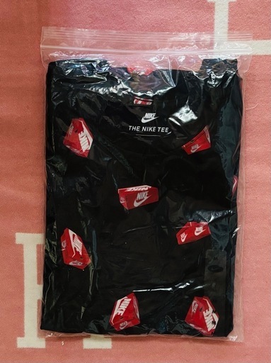 NIKE シューズケース 総柄 Tシャツ 【公式通販】