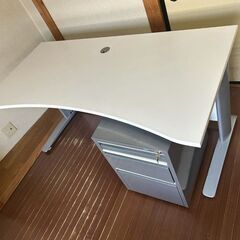傷あり　大型デスク　デスク下キャビネット付