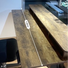 決まりました！テーブルとイスのセットの画像