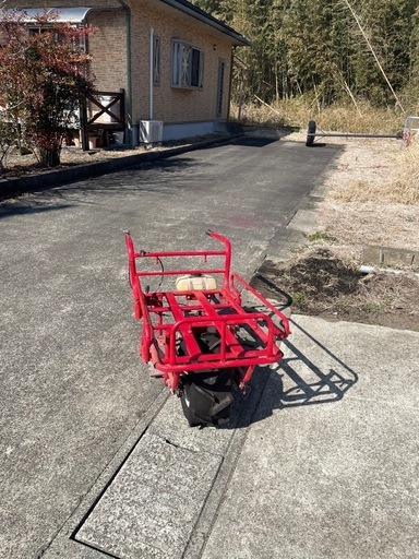 エンジン付き運搬車