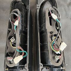 ハイエース200系　LEDテール左右セットの画像