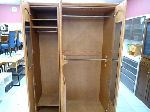 大型 洋服タンス 洋タンス ロッカータンス 木製 中古 3枚扉 高さ 約204.5cm 横幅 約132.5cm 苫小牧西店