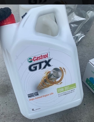 カストロール エンジンオイル　4Lx6缶