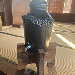 蛇口付き甕壺の画像