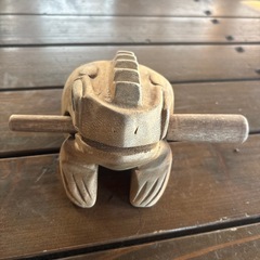 カエルの置物の画像