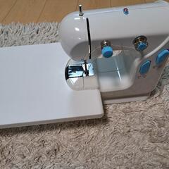 電動ミシンの画像