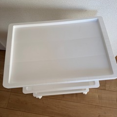 ニトリ テーブルワゴン ホワイトの画像