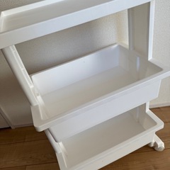 ニトリ テーブルワゴン ホワイトの画像