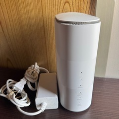 au ホームルーター(置き型Wi-Fi無線LANルーター) - 家電