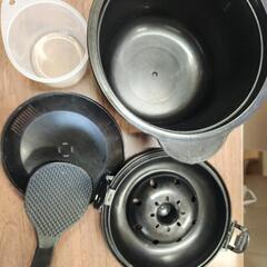 電子レンジ用炊飯器 の画像