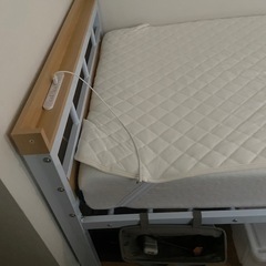 シングルベット+マットレスの画像