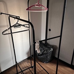 ハンガーラック
