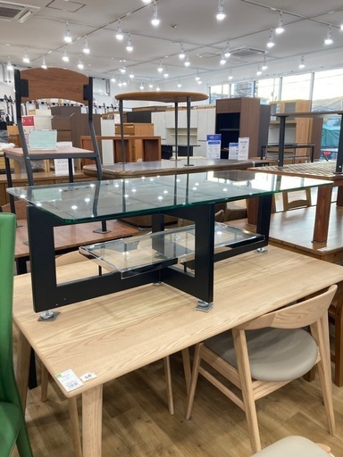 【トレファク高槻店】取りに来れる方限定！ガラストップのローテーブルのご紹介です！