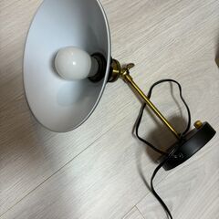  壁掛けライト 賃貸 おしゃれ