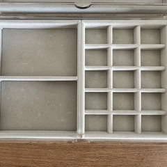 【3/24までお譲り】無印良品　アクリルケース　アクセサリーの画像