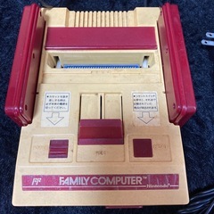 任天堂 ファミコン　本体　の画像