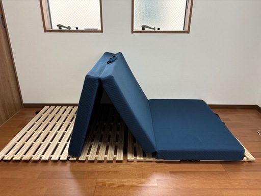 【取引決まりました】シングルサイズ、すのこ・マットレスのセット