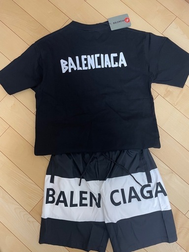 BALENCIAGA Tシャツ 半袖