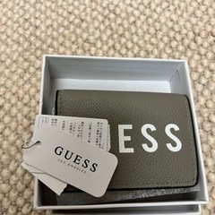 激安新品未使用品guessブランド3点セットの画像