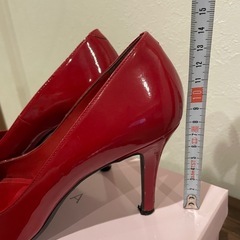 ダイアナ　赤　パンプスの画像