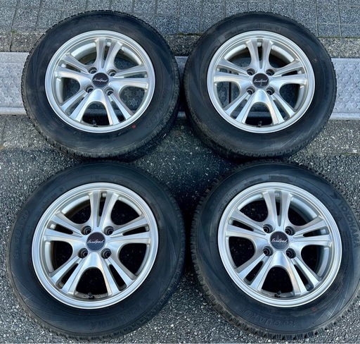 スタッドレスタイヤ