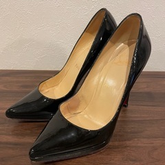 Christian Louboutin ブラック パンプス