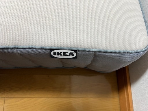 IKEA ダブルサイズマットレスなど