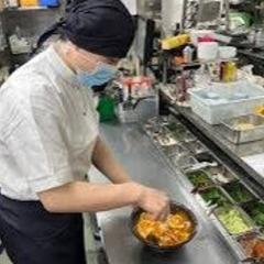 未経験歓迎/手延べうどんむぎの里で調理・店舗管理スタッフ/勤務中の食事半額/マイカー通勤可/交通費支給/昇給・賞与ありの画像