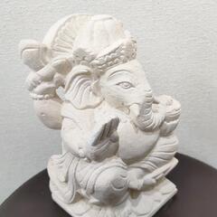 ガネーシャ置物の画像