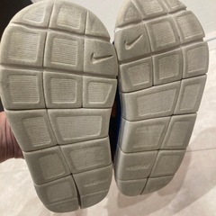 お値下げしました！NIKEダイナモフリー16センチの画像