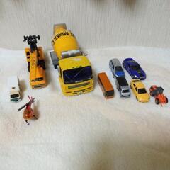 【無料】ジャンク品　車　おもちゃ