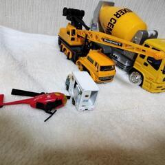 【無料】ジャンク品　車　おもちゃの画像