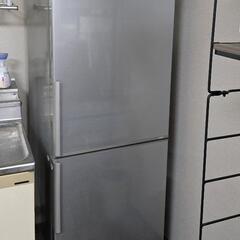 AQUA　冷蔵庫　275L