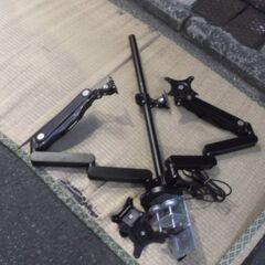 Bauhutte モニターアーム 3連？　ジャンク品　製品番号170820の画像