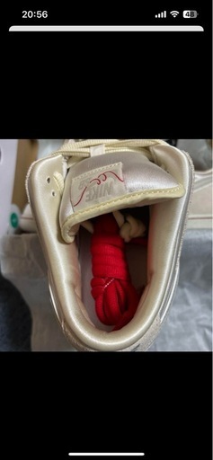 Nike Air Jordan 1 Low クリーム色