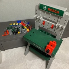 ボッシュ　子供用工具　おもちゃセット　BOSCH ワークベンチ　作業台