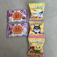 アンパンマン お菓子 グミ ぷくっとコーン ノンフライ 鉄分 カ...