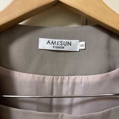 パンツセットアップの画像
