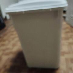 ゴミ箱４５L