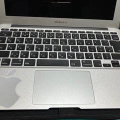 Mac Bookノートパソコンの画像