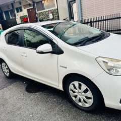 toyota aqua 2013 車検8/2 70000kmの画像