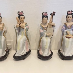 古代中国8種類楽器を持つ陶器製人形