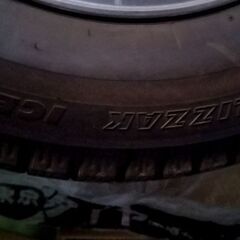 BLIZZAKICE　23年製スタッドレス　中古4本の画像