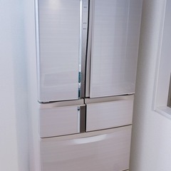 引越しのため格安・大型冷蔵庫完動品 2月中の運び出しのみOK