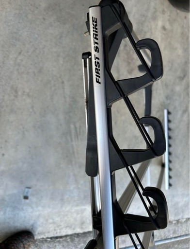 10本掛けロッドホルダー　イノー　INNO 車載　